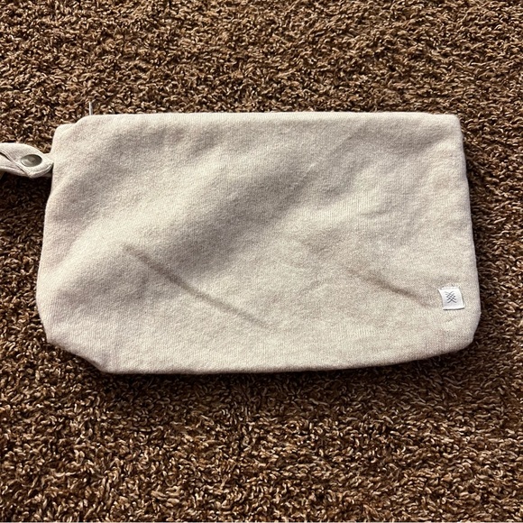 Zestt Organics Carry Pouch - Picture 2 of 5
